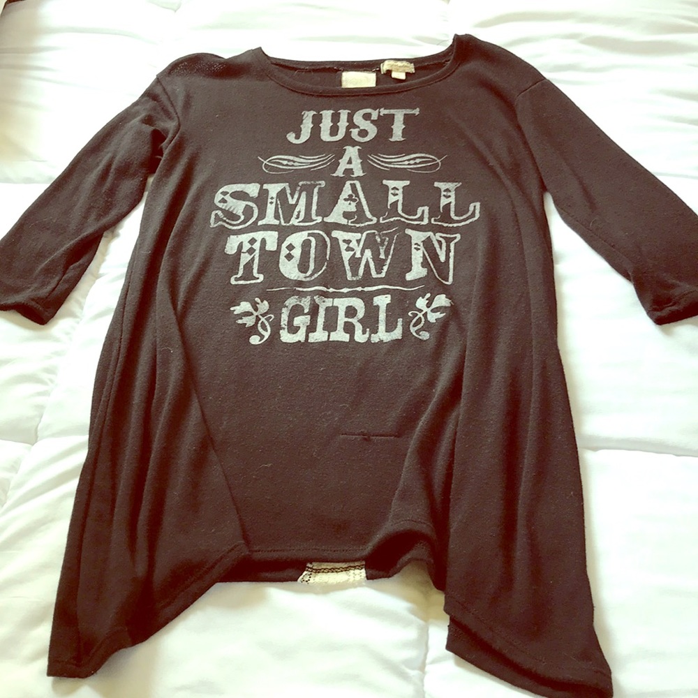 Half sleeve shirt
